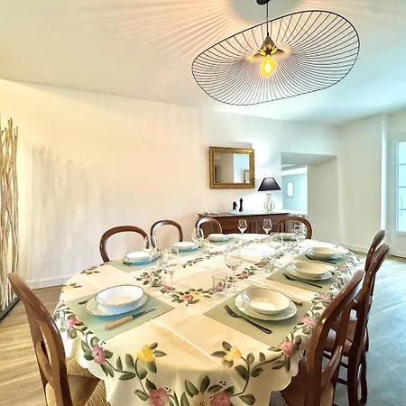 Holiday home La Sernhacoise - Maison Familiale Renovee, Sauna