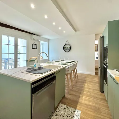 La Sernhacoise - Maison Familiale Renovee, Sauna Holiday home