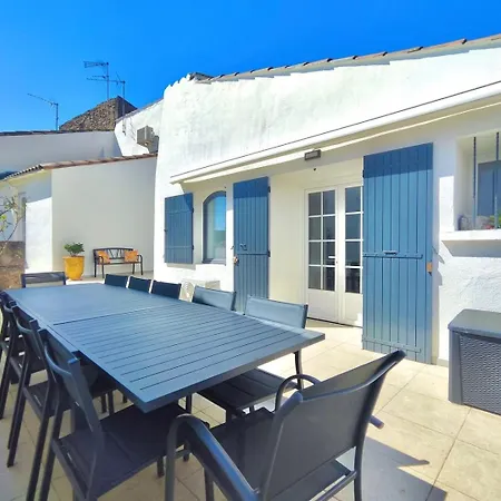 La Sernhacoise - Maison Familiale Renovee, Sauna Holiday home