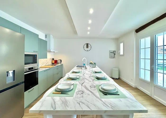La Sernhacoise, Maison Familiale Renovee, Sauna Casa de Férias