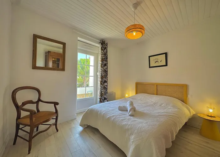 Vakantiehuis La Sernhacoise, Maison Familiale Renovee, Sauna *